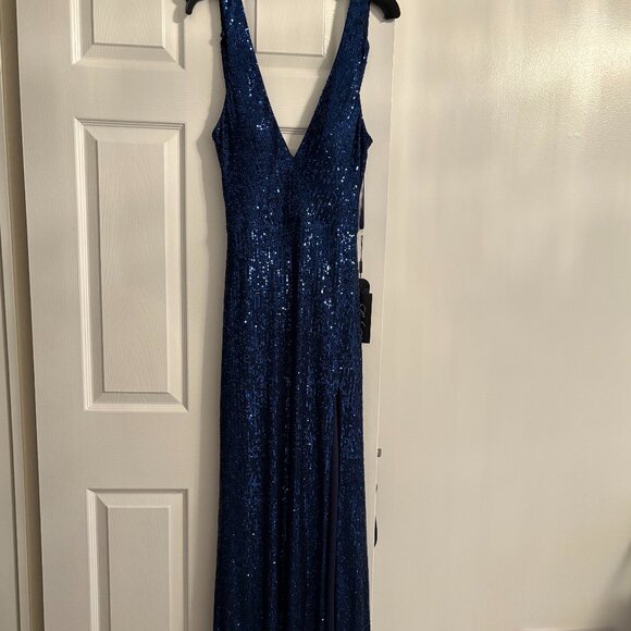 Prom Dress - Picture 1 of 3